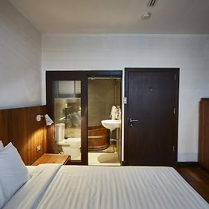Camera standard con letto king size