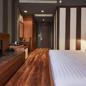 Studio con letto king size